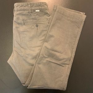 Levi's 31x32 Slim Fit Dark Gray Chinos